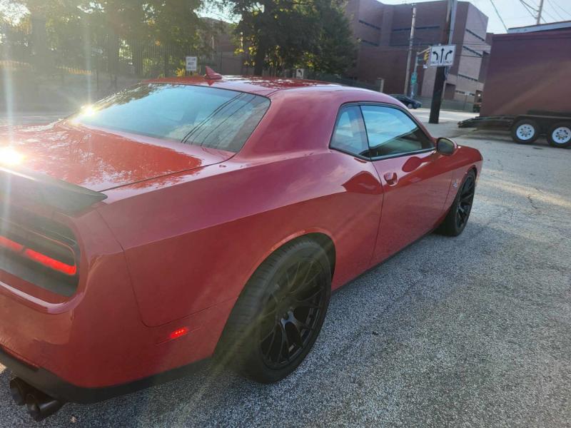 2015 Dodge Challenger R/T Scat Pack photo 6