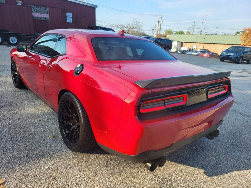 2015 Dodge Challenger R/T Scat Pack photo 8
