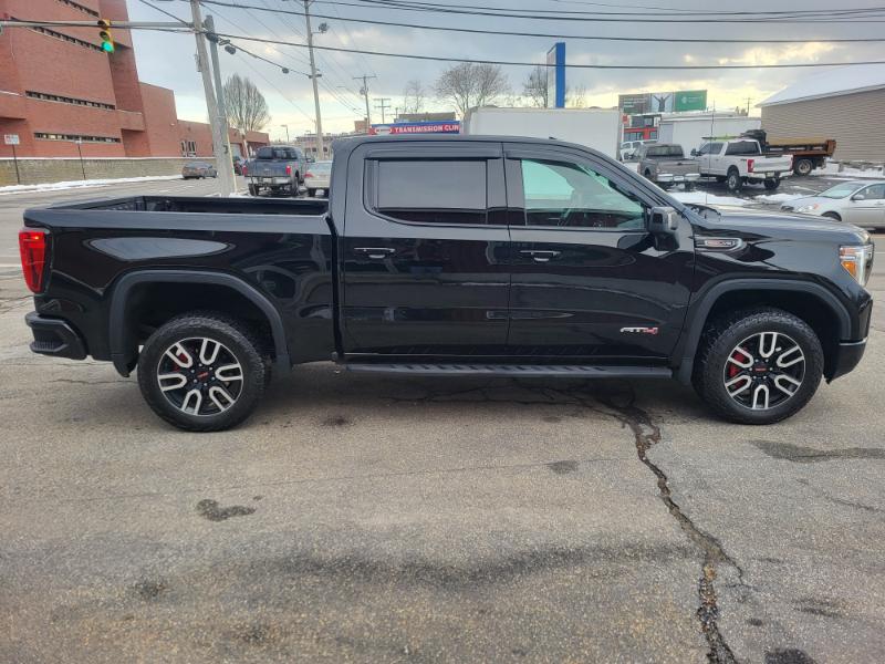 GMC Sierra 1500 AT4 Crew Cab Short Box 4WD 2021