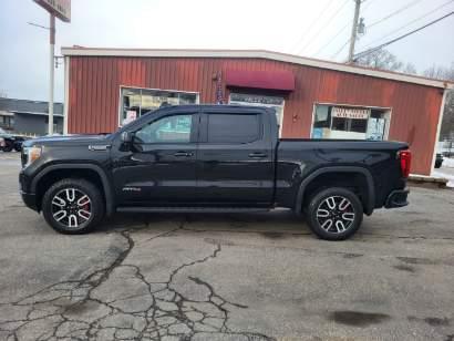GMC Sierra 1500 AT4 Crew Cab Short Box 4WD 2021