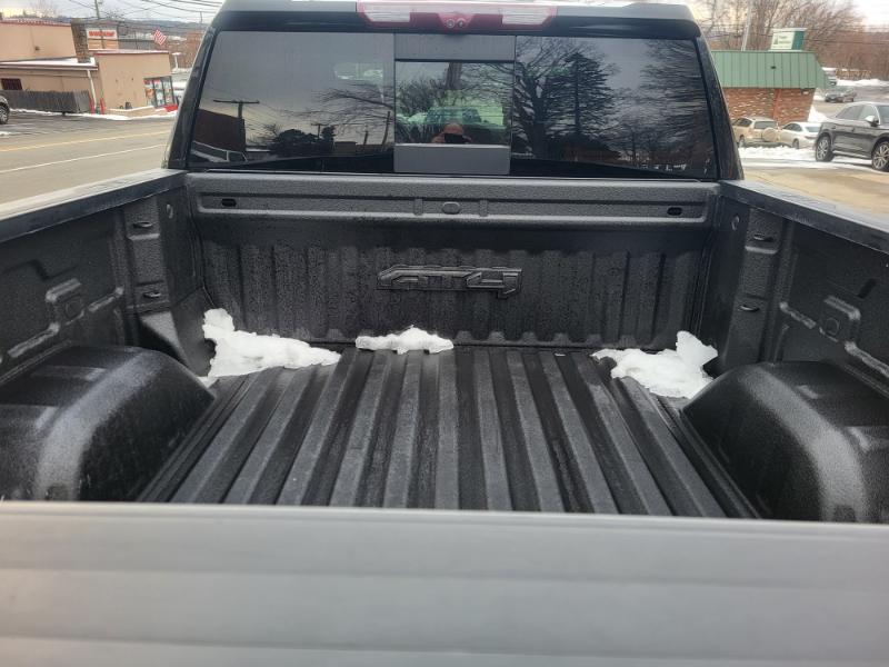 GMC Sierra 1500 AT4 Crew Cab Short Box 4WD 2021