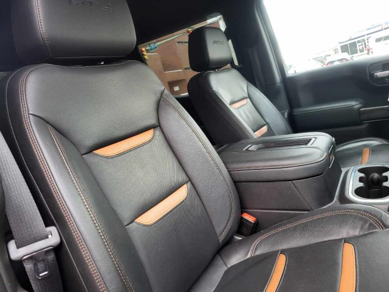 GMC Sierra 1500 AT4 Crew Cab Short Box 4WD 2021