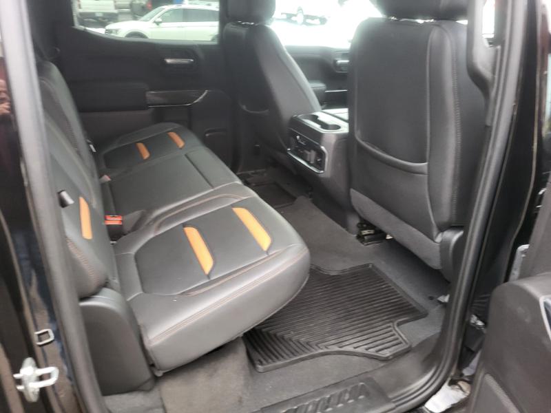 GMC Sierra 1500 AT4 Crew Cab Short Box 4WD 2021