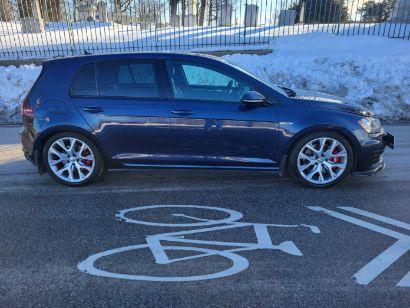 Volkswagen Golf GTI SE 6A 4-Door 2017