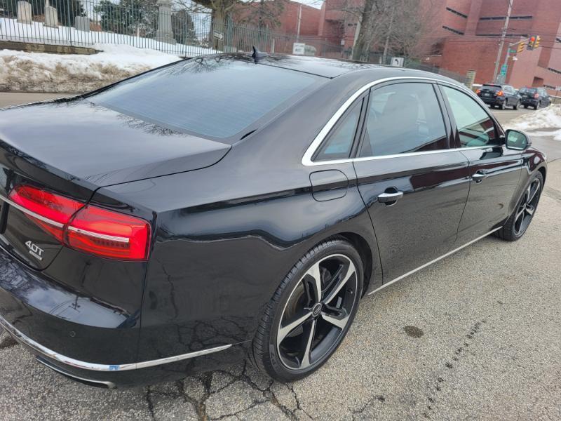 Audi A8 L 4.0T quattro 2015