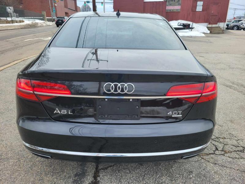 Audi A8 L 4.0T quattro 2015