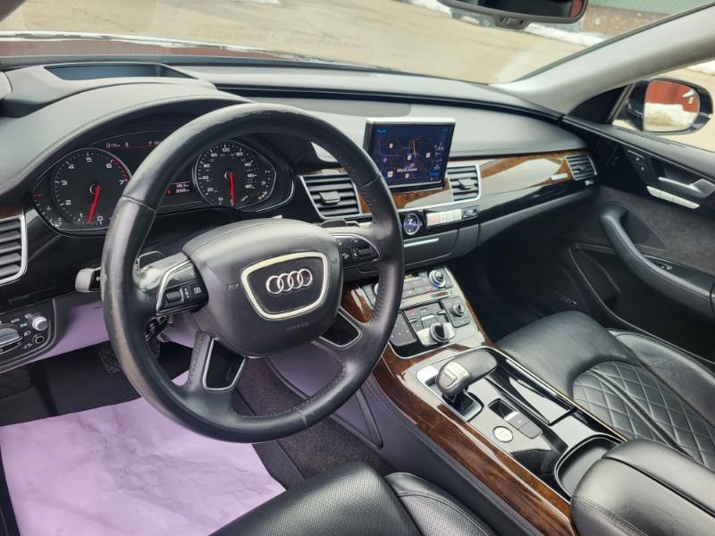 Audi A8 L 4.0T quattro 2015