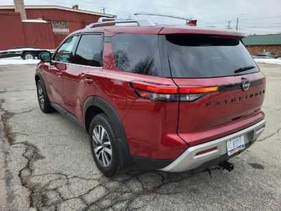 Nissan Pathfinder SL 4WD 2024