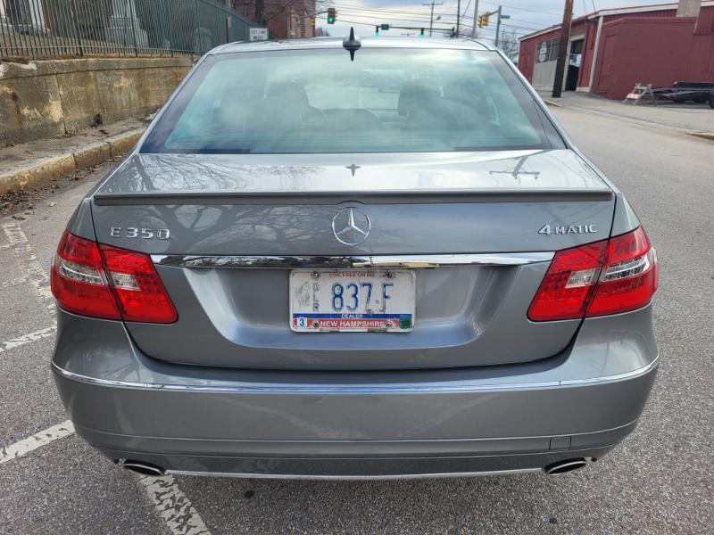 Mercedes-Benz E-Class E350 Sedan 4MATIC 2011