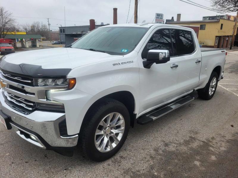 Chevrolet Silverado 1500 LTZ Crew Cab 4WD 2021