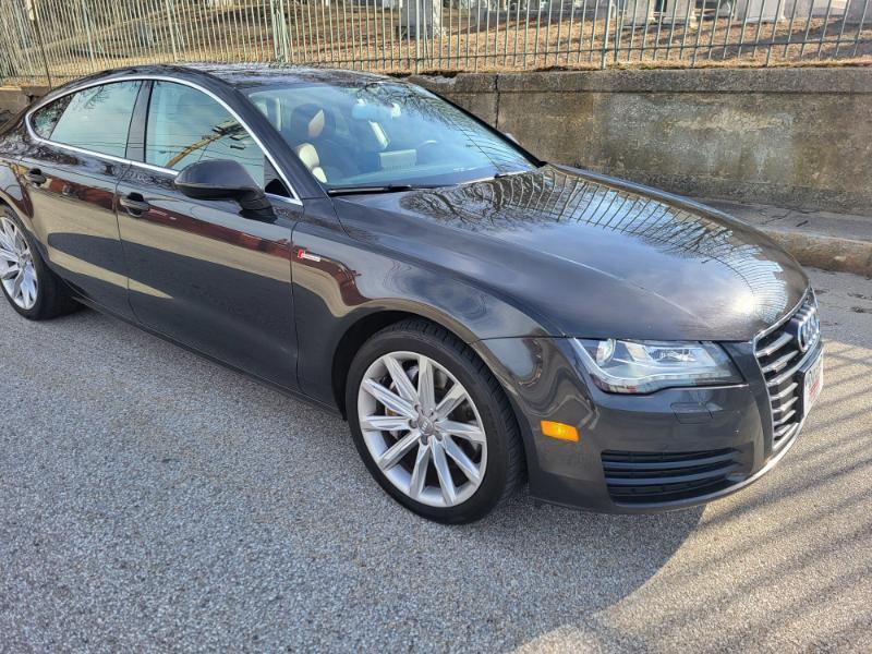 Audi A7 3.0T Premium quattro 2012