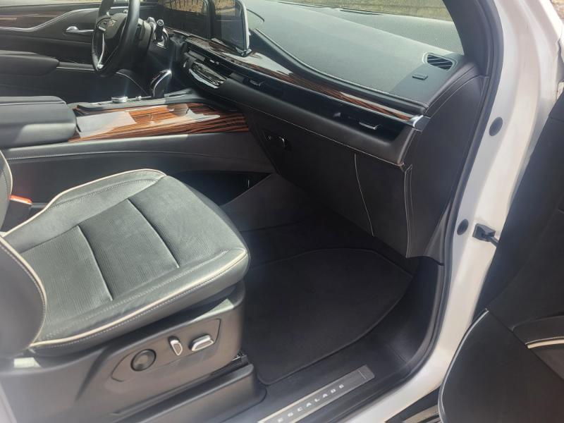 Cadillac Escalade Premium Luxury AWD 2022