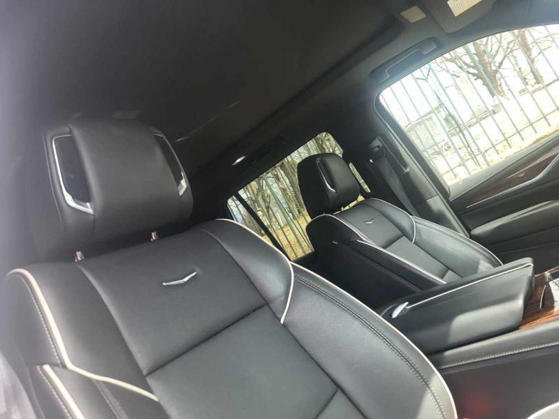 Cadillac Escalade Premium Luxury AWD 2022