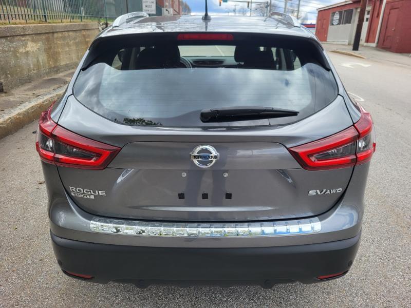 Nissan Rogue Sport SV AWD 2022