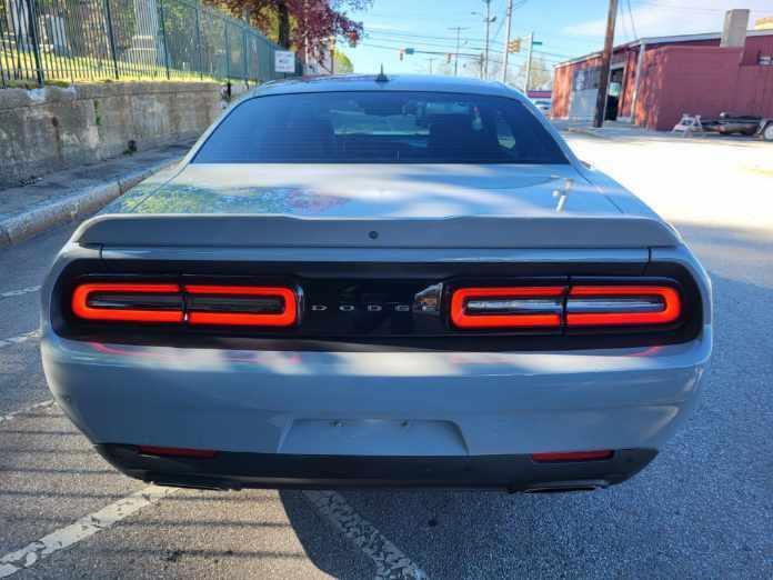 Dodge Challenger R/T Plus 2022