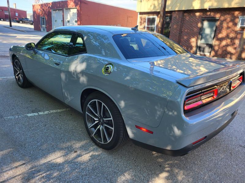 Dodge Challenger R/T Plus 2022