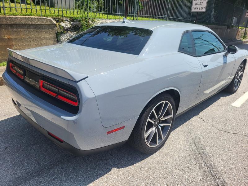 Dodge Challenger R/T Plus 2022