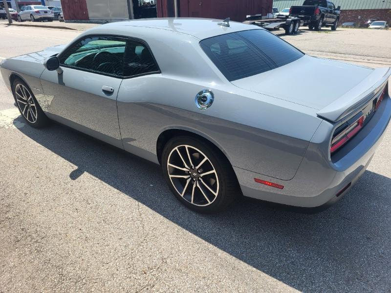 Dodge Challenger R/T Plus 2022