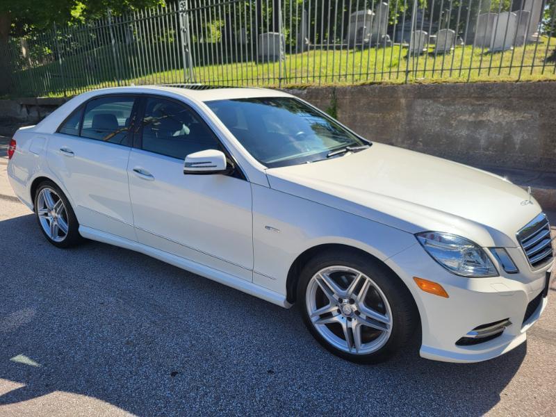 Mercedes-Benz E-Class E350 4MATIC Sedan 2012