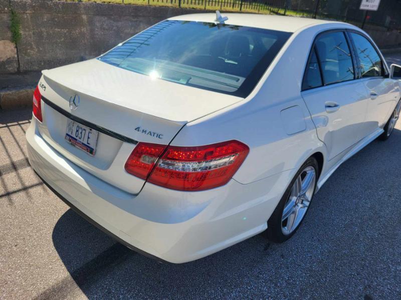 Mercedes-Benz E-Class E350 4MATIC Sedan 2012