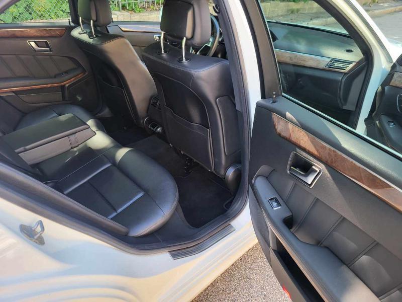 Mercedes-Benz E-Class E350 4MATIC Sedan 2012