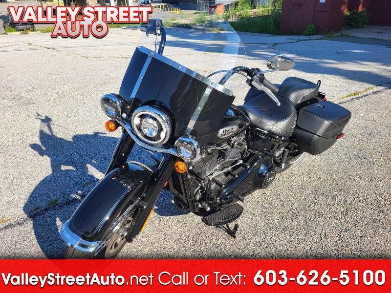 2021 Harley-Davidson Heritage Classic 114 Blackout Edition