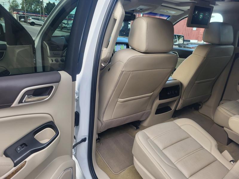 GMC Yukon Denali 4WD 2017
