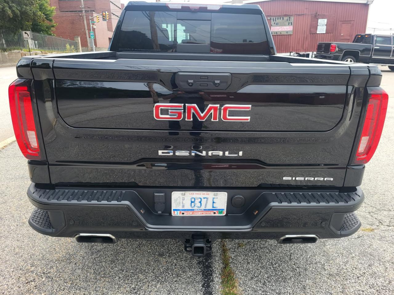 GMC Sierra 1500 Denali Crew Cab Short Box 4WD 2024