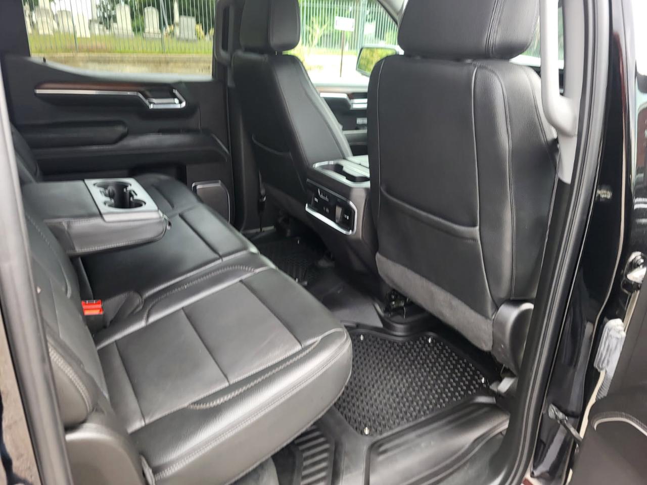 GMC Sierra 1500 Denali Crew Cab Short Box 4WD 2024