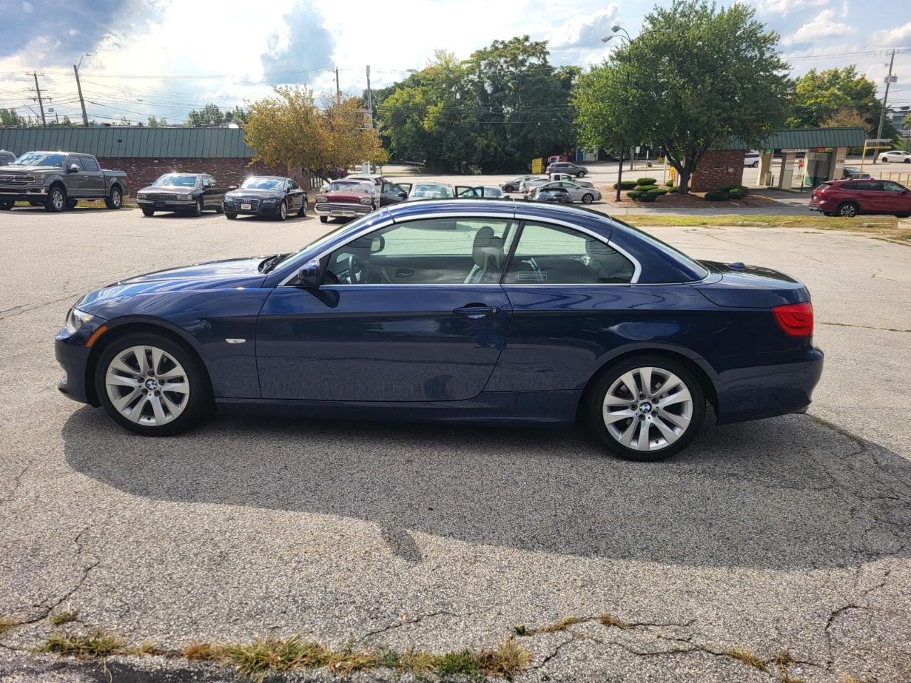BMW 3-Series 328i Convertible - SULEV 2013