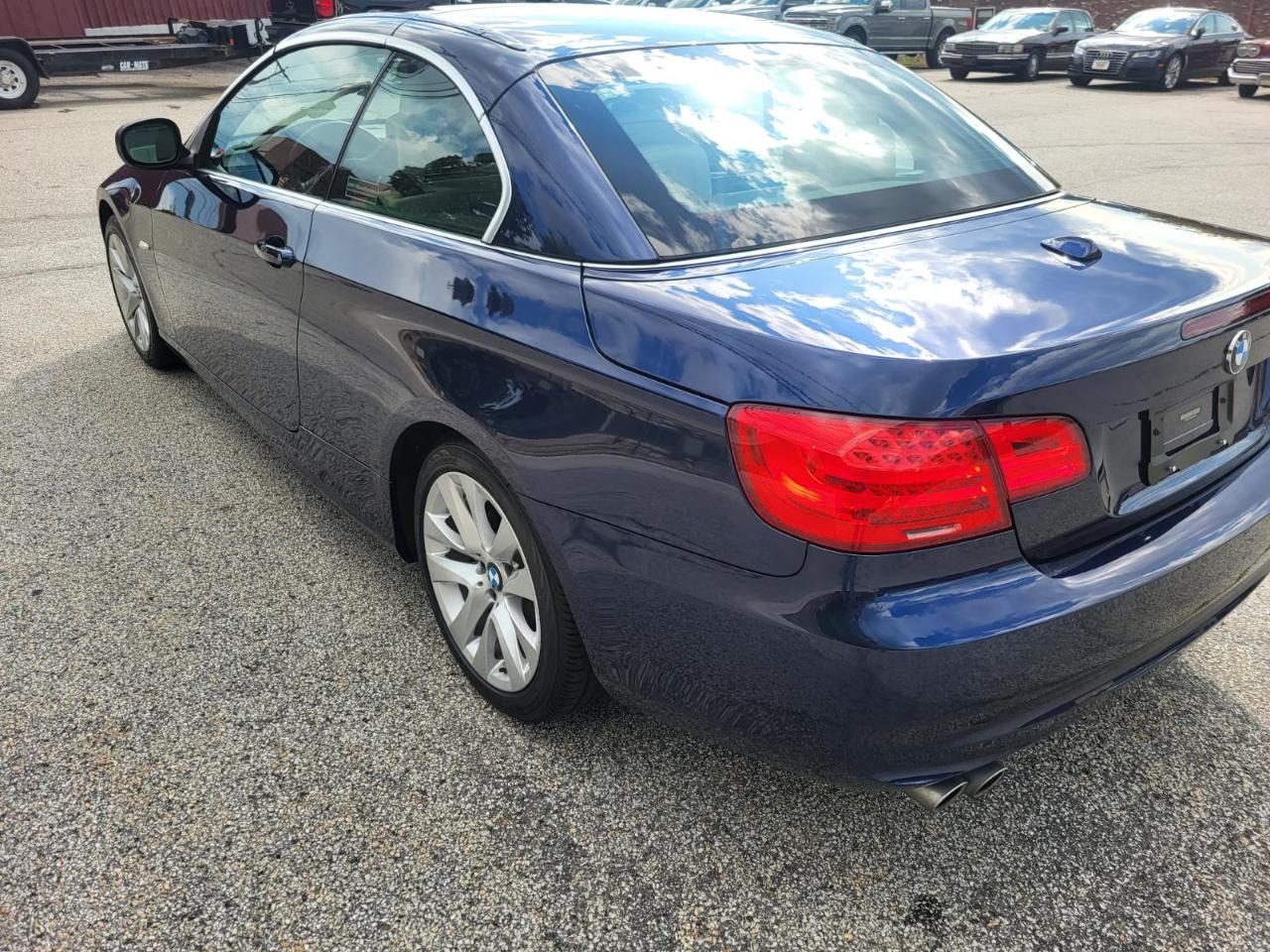 BMW 3-Series 328i Convertible - SULEV 2013