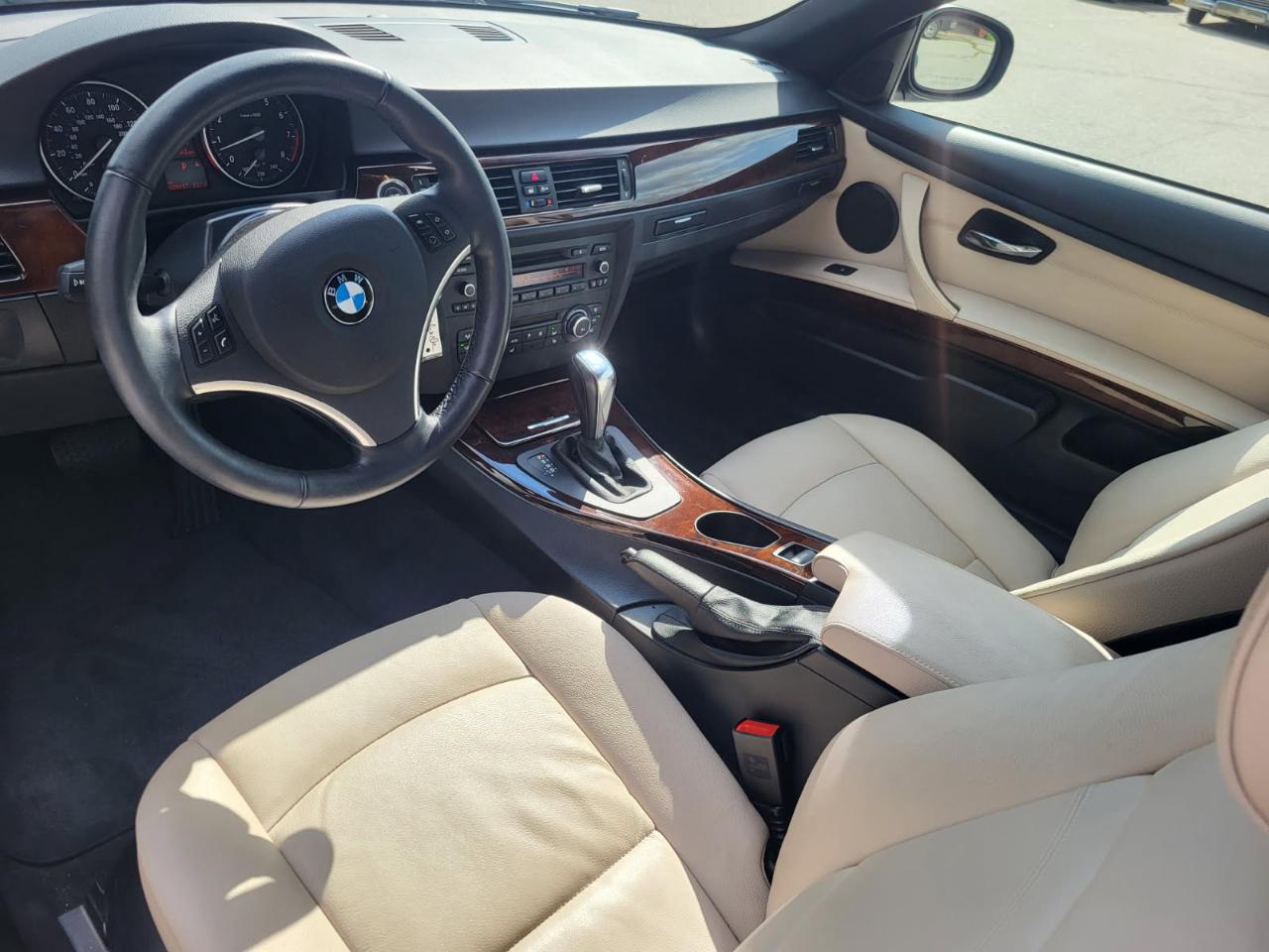 BMW 3-Series 328i Convertible - SULEV 2013