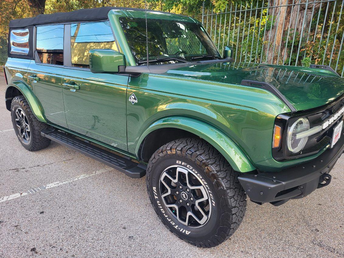 Ford Bronco Base 4-Door 2022