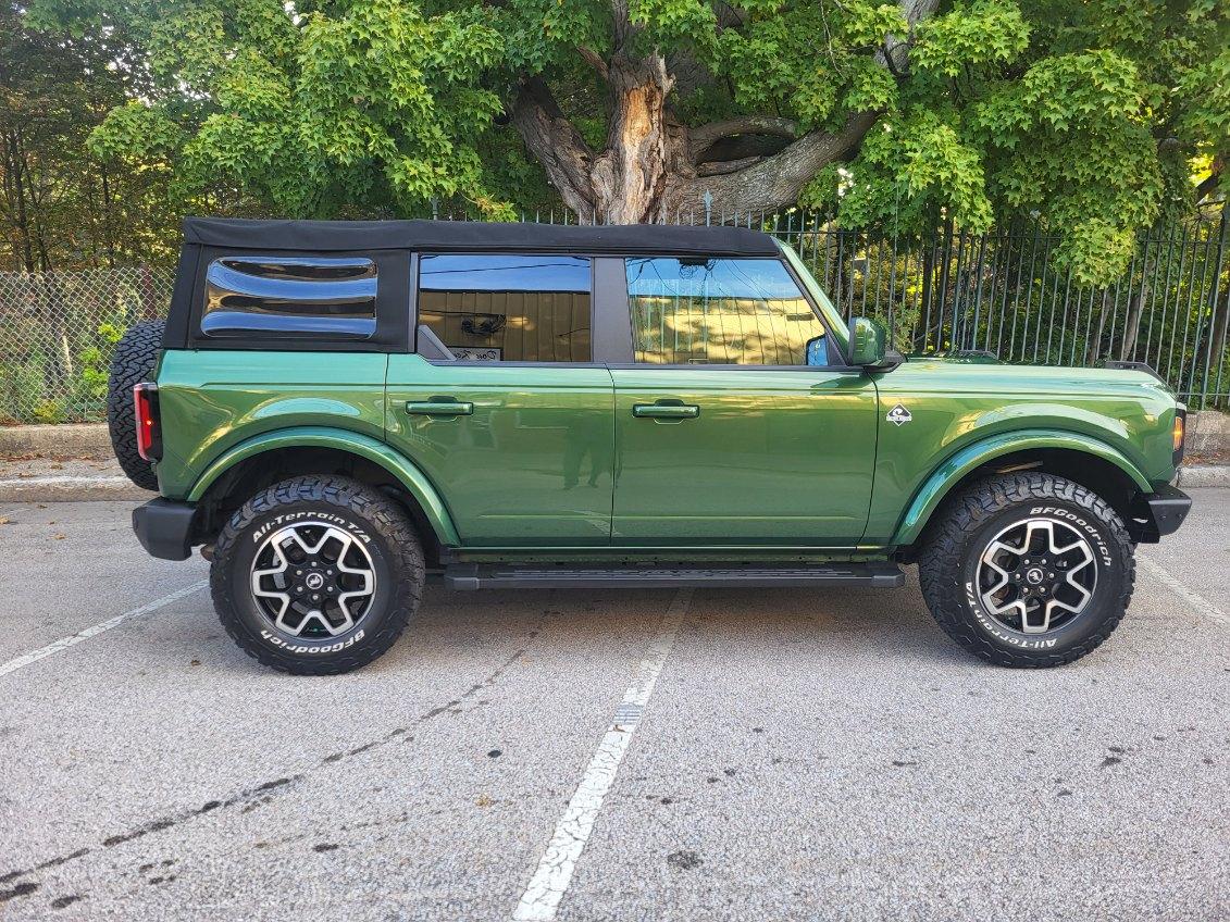 Ford Bronco Base 4-Door 2022