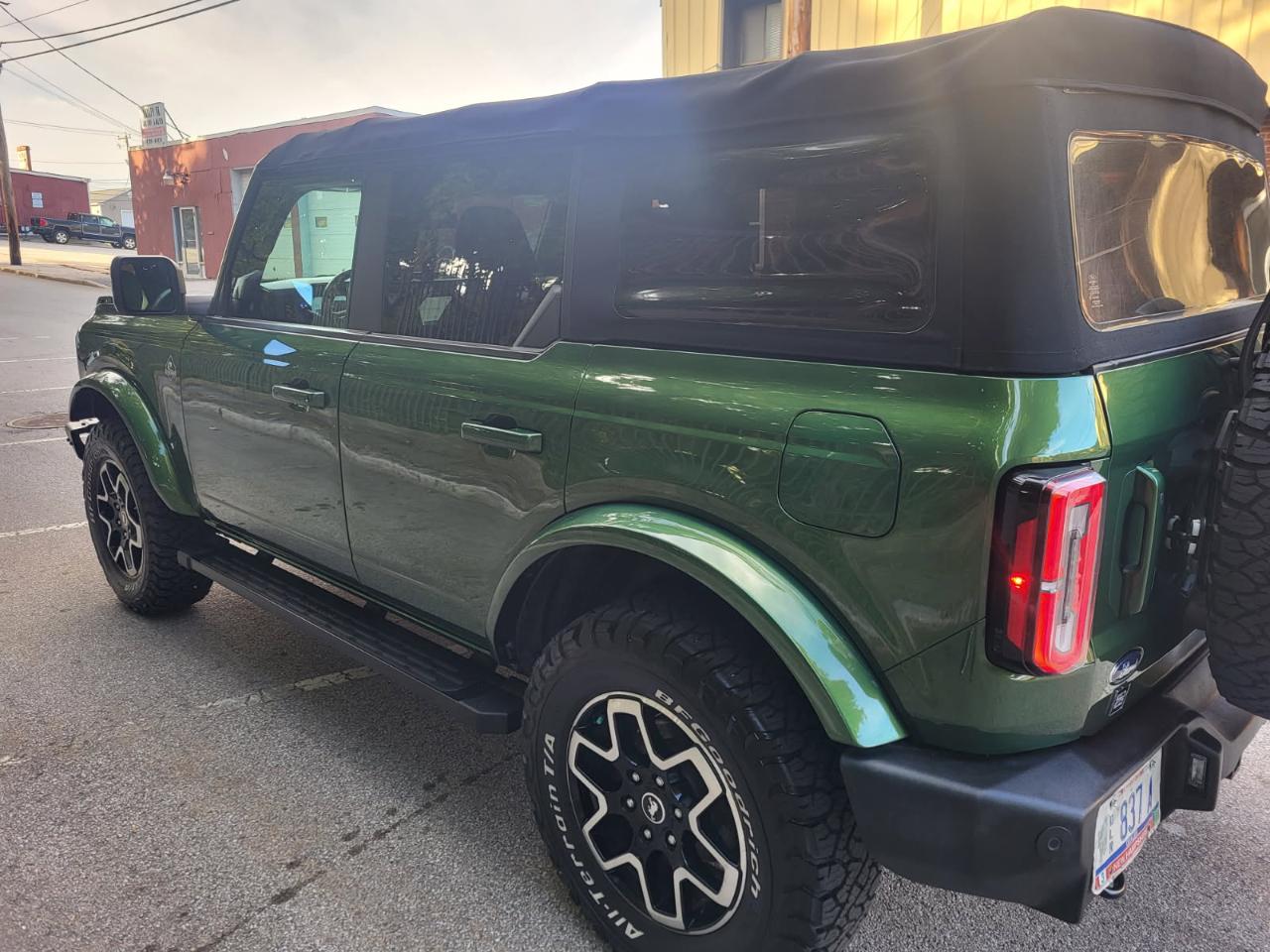 Ford Bronco Base 4-Door 2022