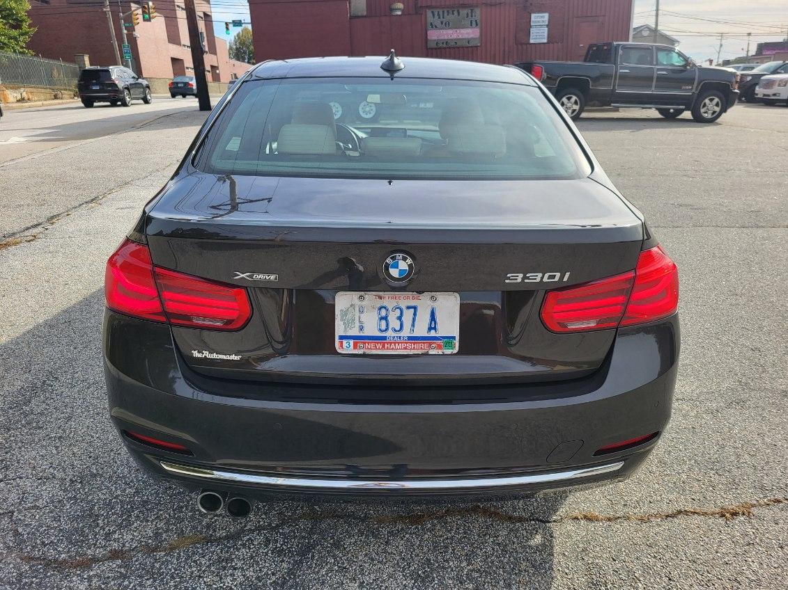 BMW 3-Series 330i xDrive SULEV Sedan 2017