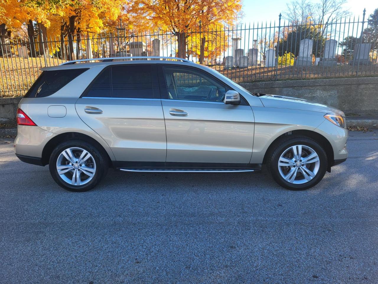 Mercedes-Benz M-Class ML350 4MATIC 2013