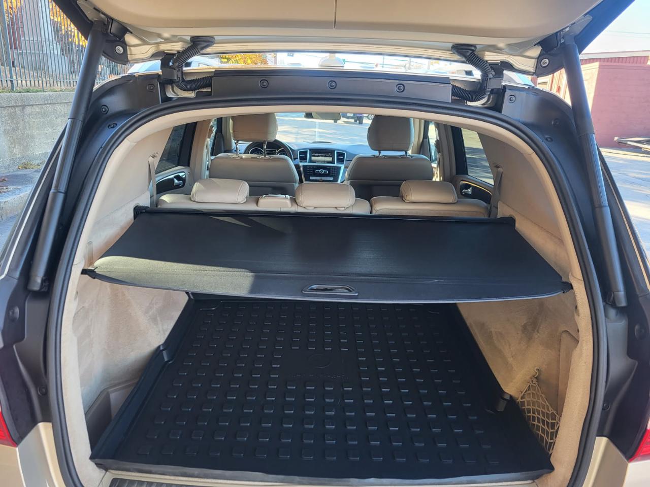 Mercedes-Benz M-Class ML350 4MATIC 2013
