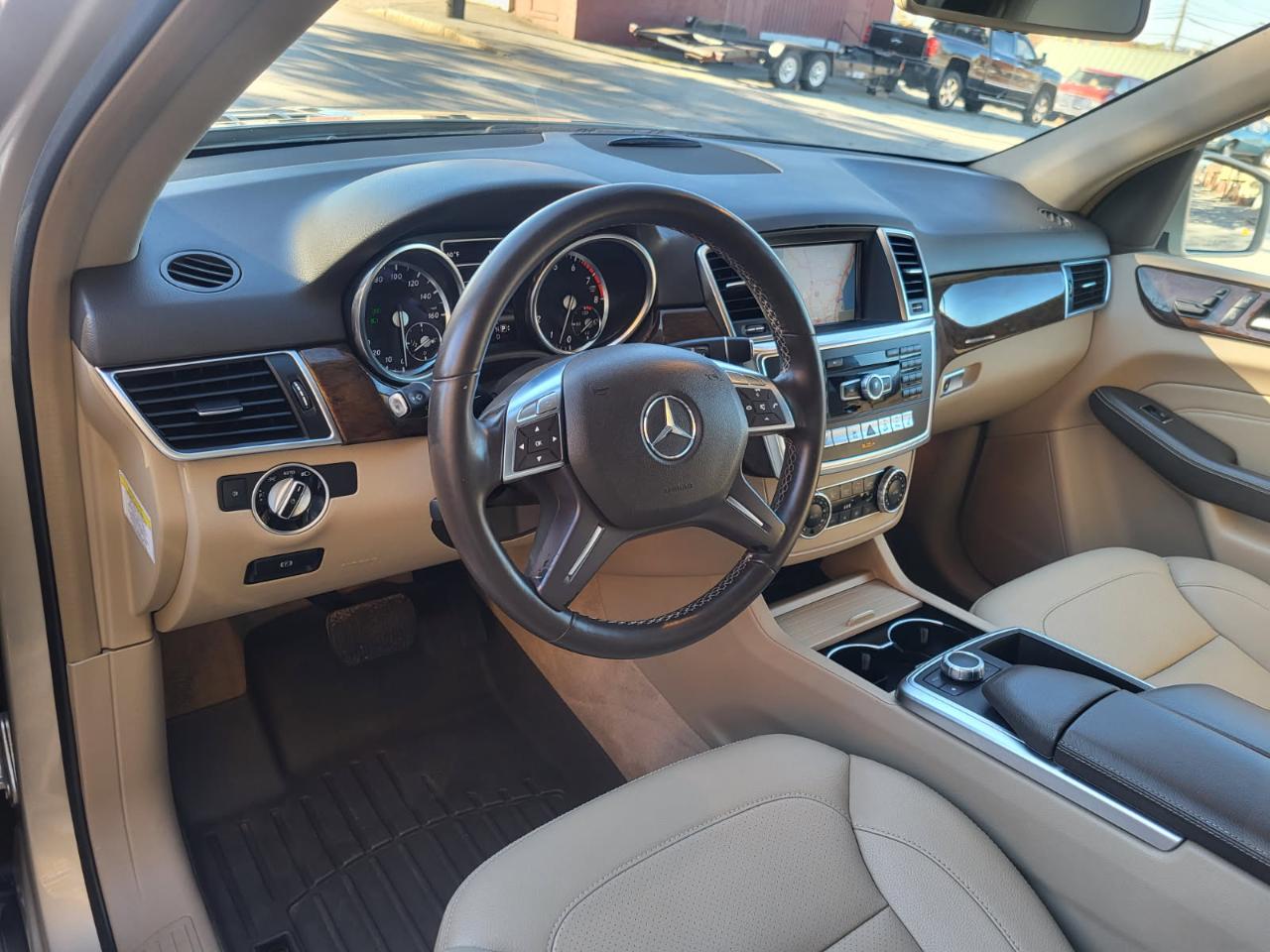Mercedes-Benz M-Class ML350 4MATIC 2013