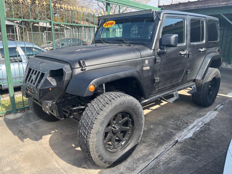 2016 Jeep Wrangler Unlimited Sahara 4WD