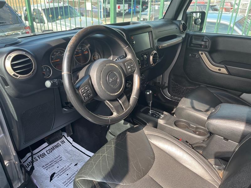 Jeep Wrangler Unlimited Sahara 4WD 2016