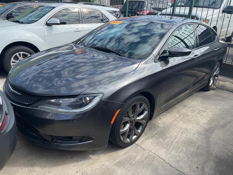 2016 Chrysler 200 S