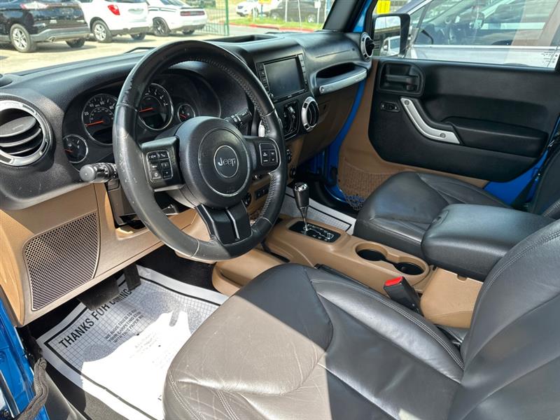 Jeep Wrangler Unlimited Sahara 4WD 2015