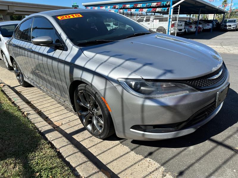 Chrysler 200 S 2015