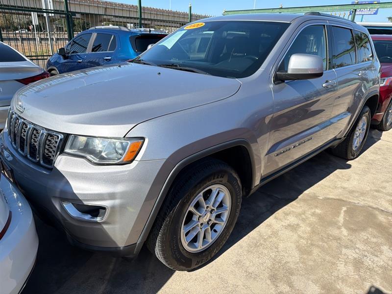 Jeep Grand Cherokee Laredo 4WD 2020