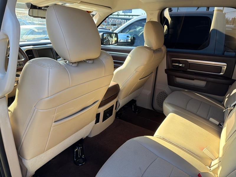 RAM 1500 SLT Crew Cab SWB 2WD 2017