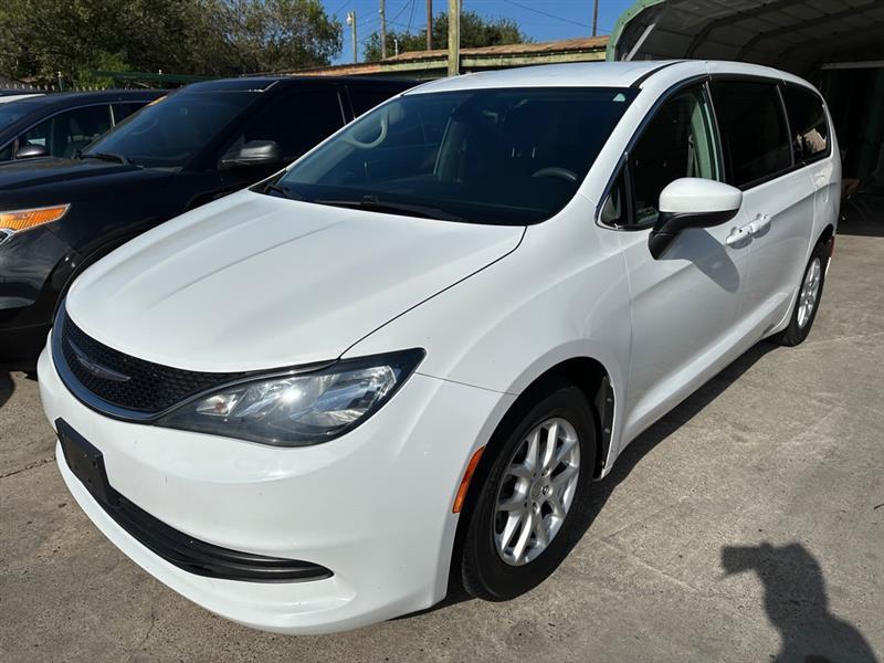 Chrysler Pacifica LX 2017