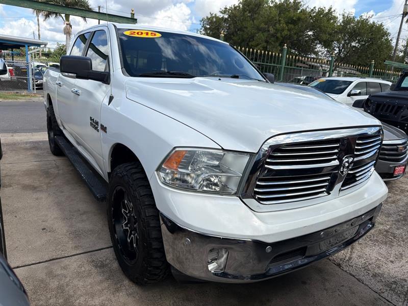 2015 RAM 1500 Pickup Big Horn/Lone Star