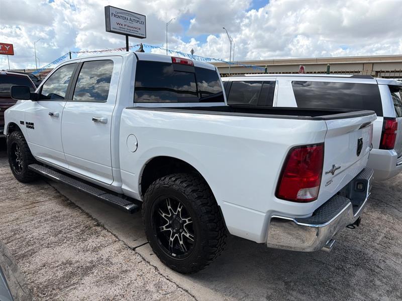 RAM 1500 SLT Crew Cab SWB 2WD 2015