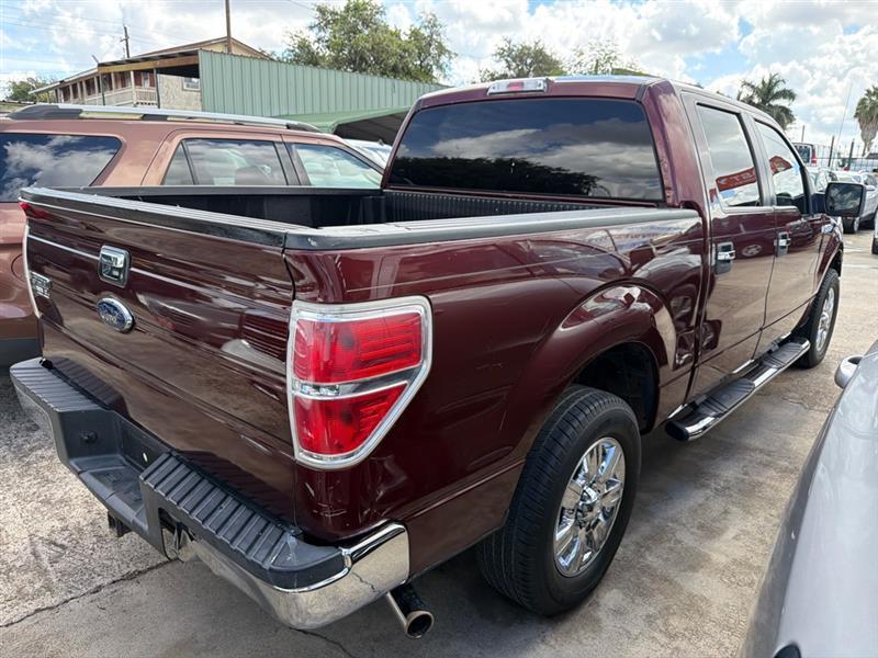Ford F-150 XL SuperCrew 5.5-ft. Bed 2WD 2010